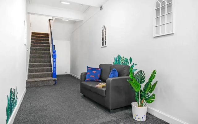 Sunshine Serviced Apartments by Happy Sunshine Stay