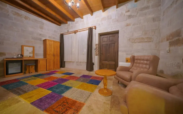 Cappadocia Secret Hill Cave Suites