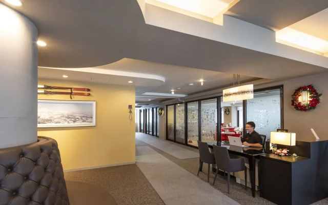 M Hotel