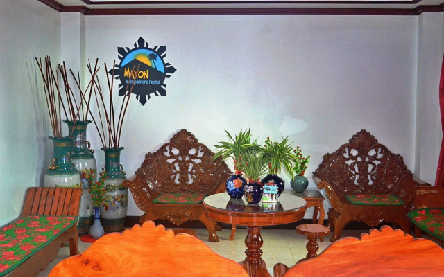 Mayon Backpackers Hostel