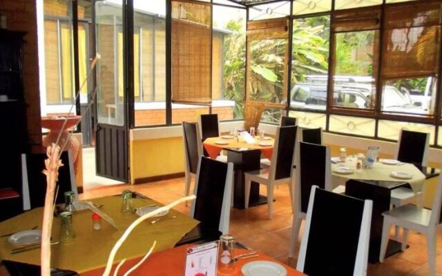 Le Logis Hotel