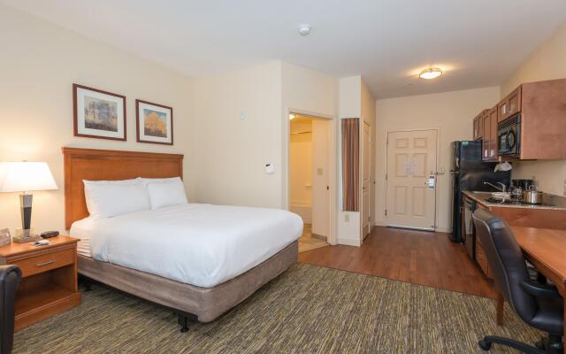 Candlewood Suites Downtown, an IHG Hotel