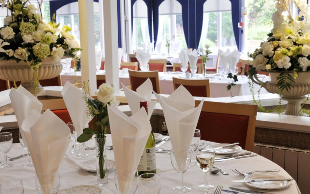 The Bromley Court Hotel