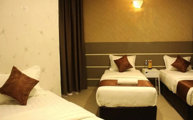 Rock & Roll Hotel – Guest Rooms – Klang