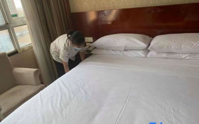 Vienna Hotel (Changde Dingcheng)