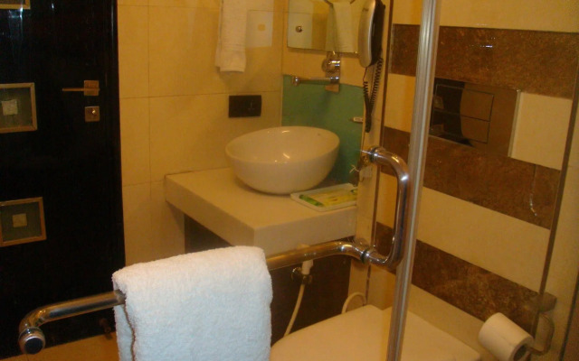 Shreyans Inn