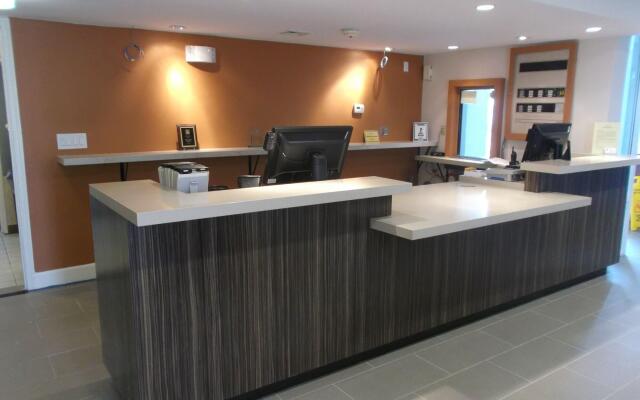 Good Nite Inn Fremont