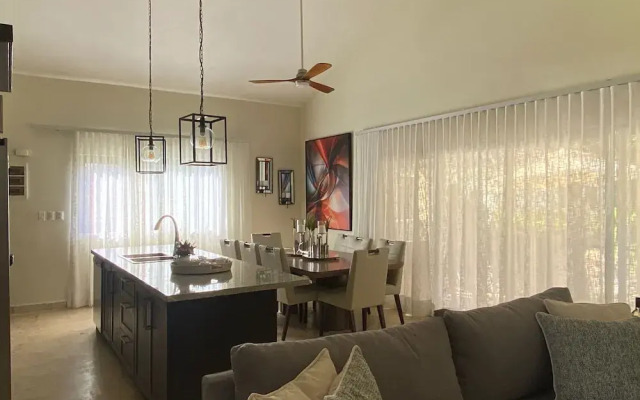 Luxury 5 Bedrooms Villa in Hispañola -sosua