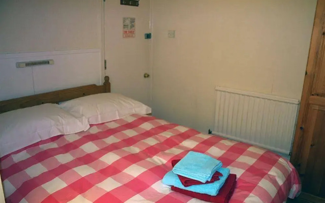 Ravensbury Hotel