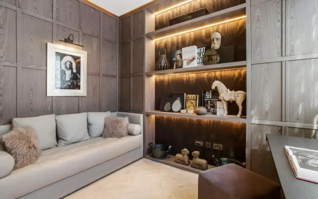 Luxurious Mews House in Pavilion Road - 3 Bedroom