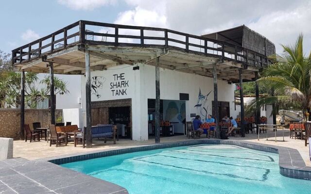 Game Fish Lodge