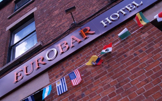Euro Bar and Hotel