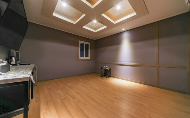 Daegu Dongdaegu Station Hotel Zi-gume