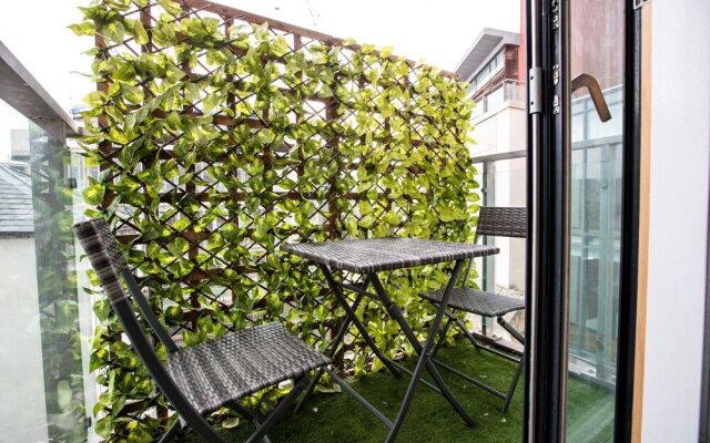 The Wren Beautiful Apartment inc parking