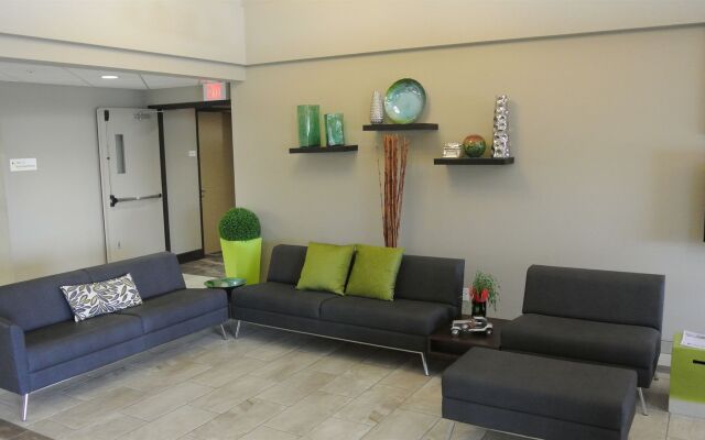 Home Inn and Suites Lloydminster