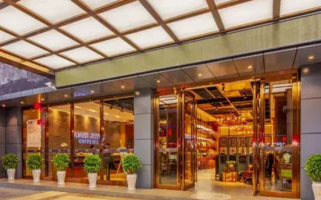 James Joyce Coffetel Hotel (Kunming Railway Station Huancheng South Road Subway Station)