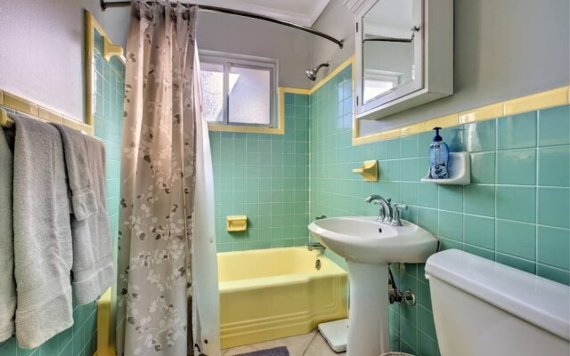 Peacock Bungalow - Right