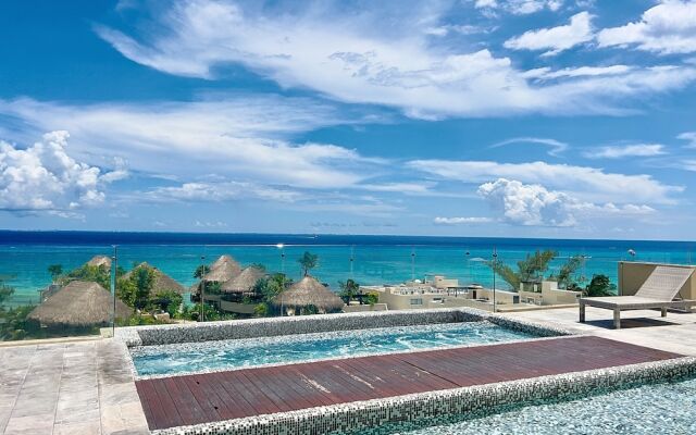 Centric condo by Casago