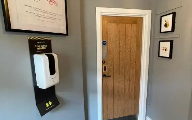 Riize Rooms - Self Check In Boutique Hotel