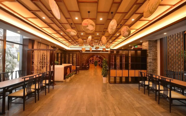 Jingcui Huanyi Hotel