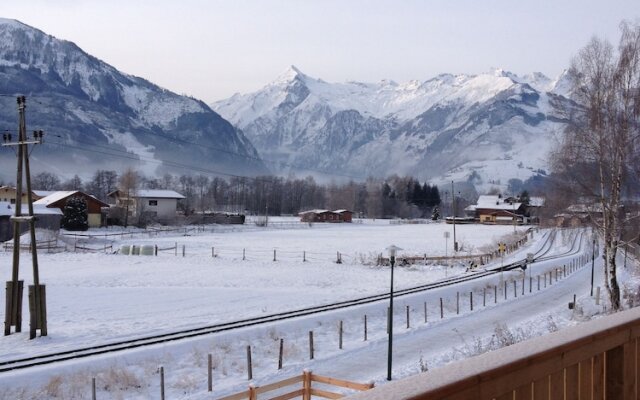 AlpenParks Residence Zell am See - Areitbahn 4*