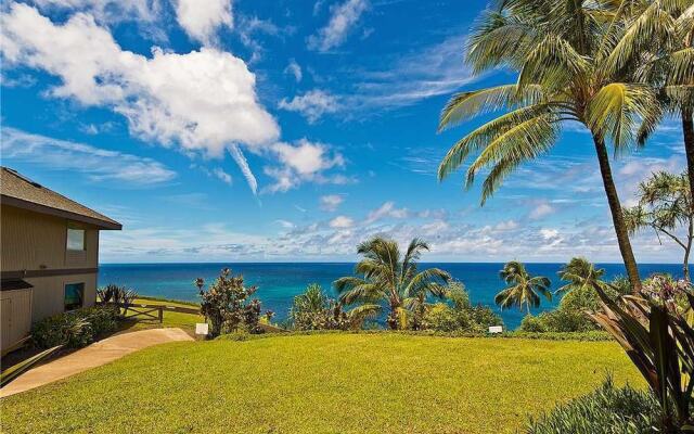 Pali Ke Kua 107 by RedAwning