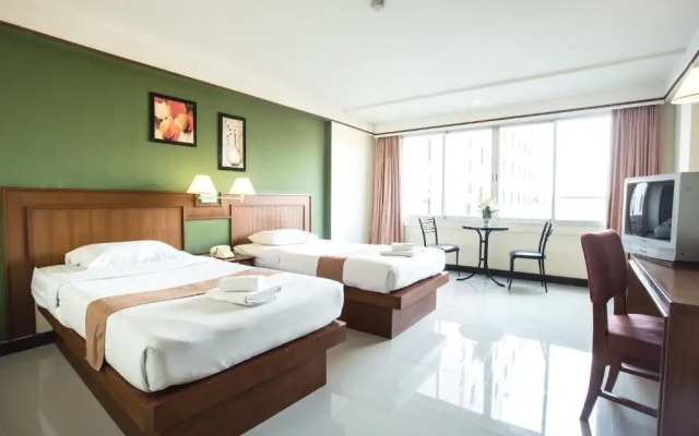 Songphanburi Hotel