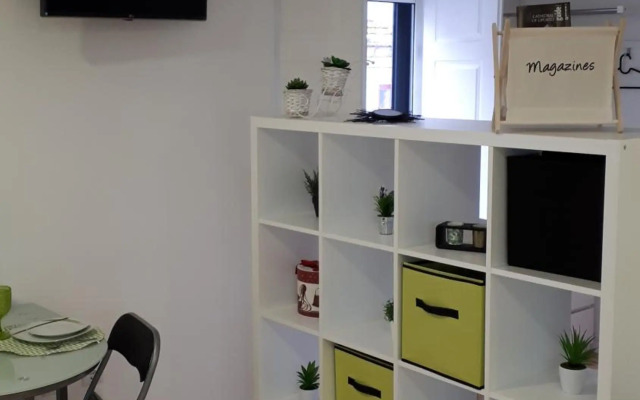 TMB (Train / Metro& Bus ) Oporto Station House