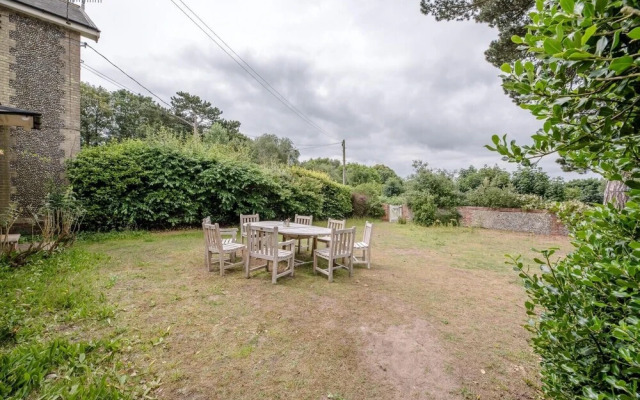 3 Shellpit Cottages, Thorpeness