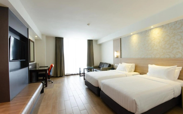 Dynasty Grande Hotel