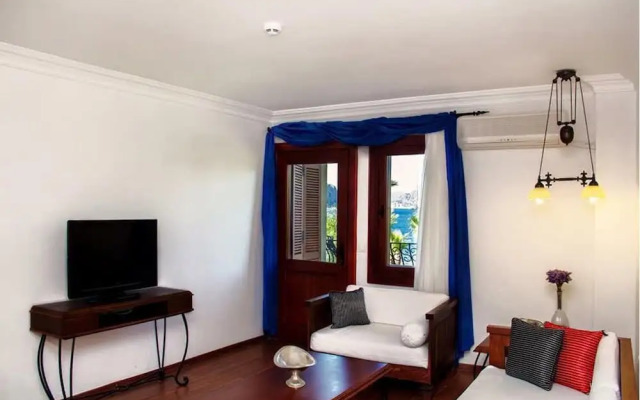 Kumlubuk Maris Hotel
