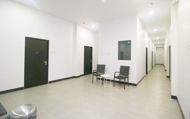 RedDoorz Plus @ Manokwari City Center