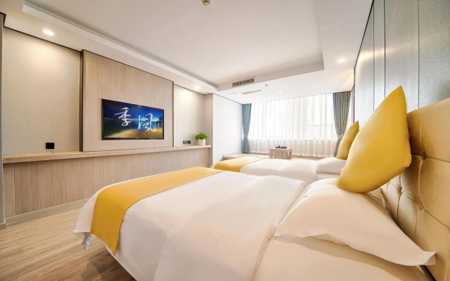 Kaibin light luxury hotel (kuanzhaixiangzi store Chengdu)