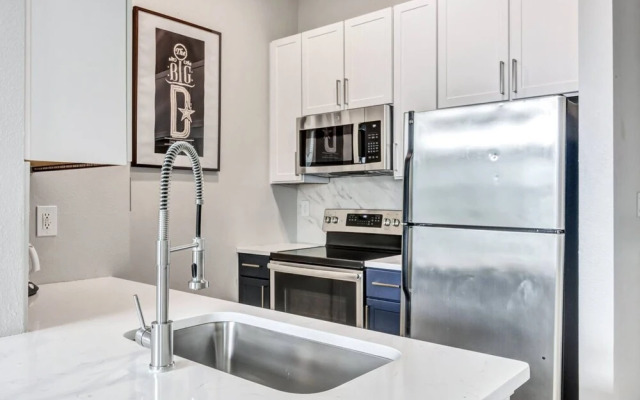 CozySuites at Deep Ellum Dallas