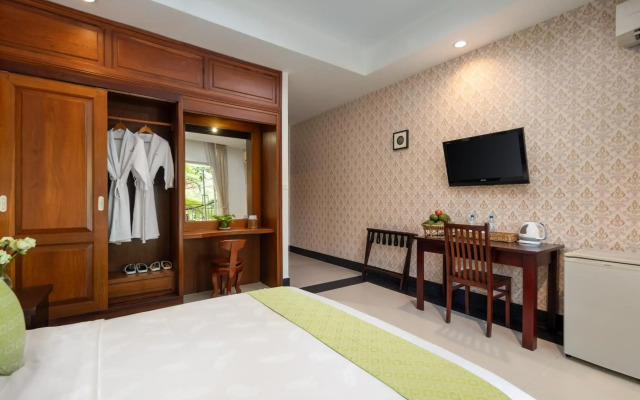 Skyline Boutique Hotel