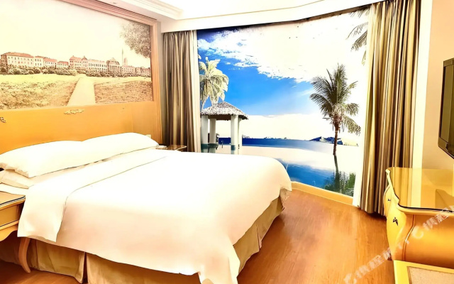 Vienna Hotel Shenzhen Lo Wu Control Point