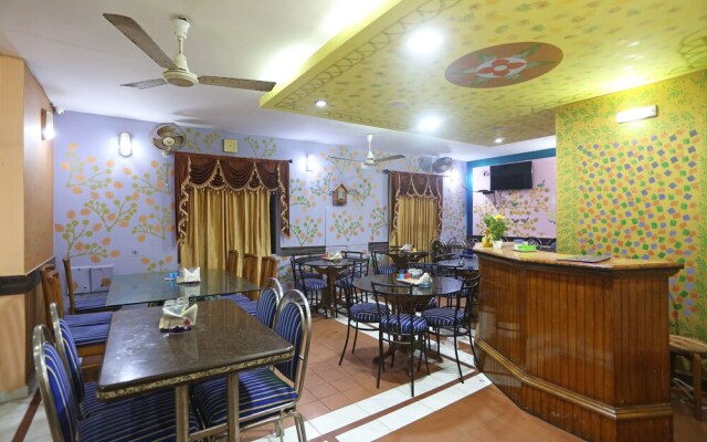 Hotel Ashraya