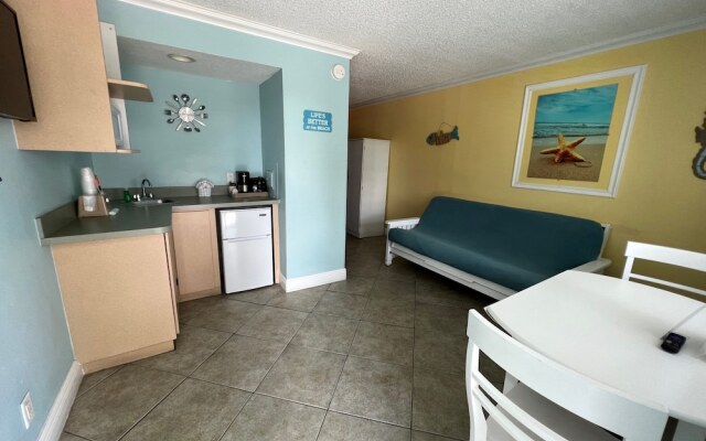 Pelican Pointe Clearwater Beach Hotel