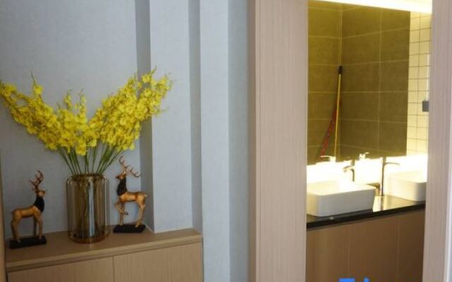 Yuefeng Boutique Hotel (Longyandong Station)