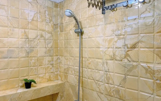 Well Designed And Warm 2Br At Bassura City Apartment