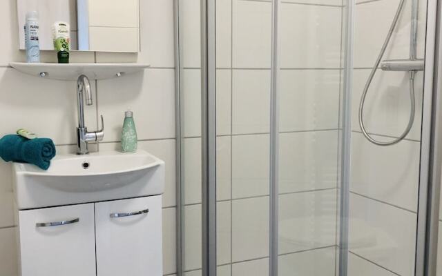 Schlafen wie Zuhause Avianaart Monteur und Ferienwohnung