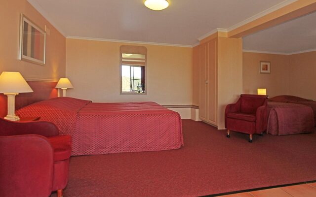 Milton Village Motel