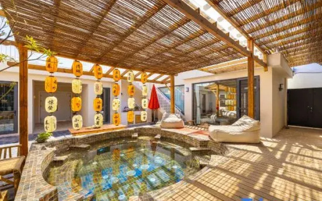 Manta Bali Resort