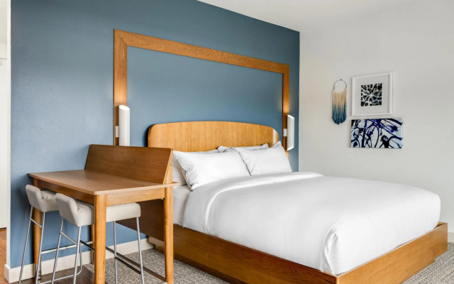 Element Springfield South