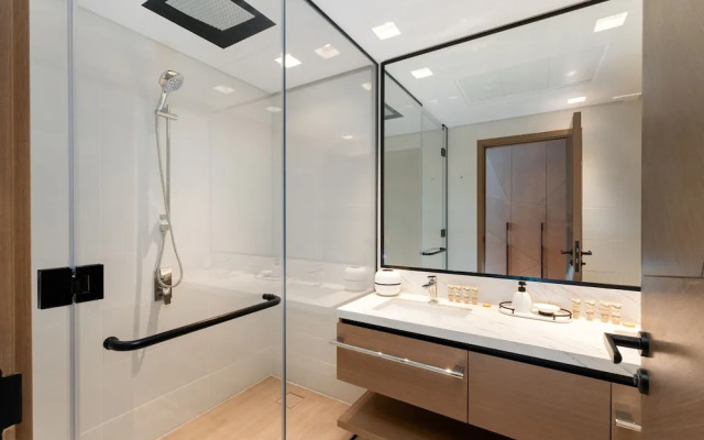 Palace Residence - 910 - DC