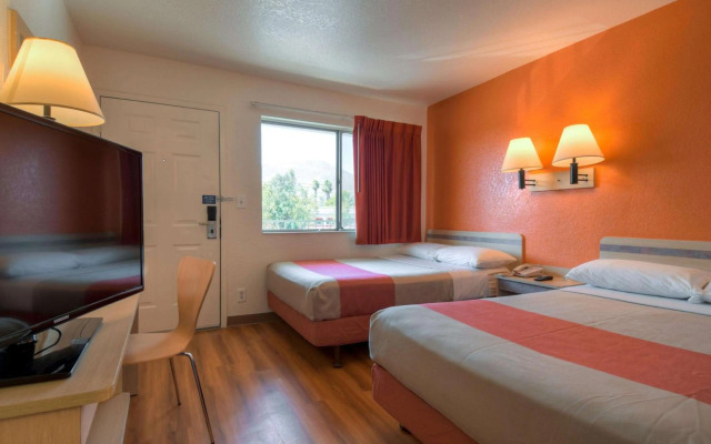 Motel 6 Riverside West - Jurupa Valley