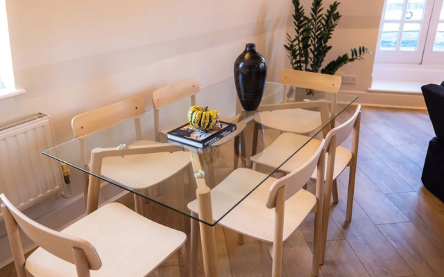 The Regency - Serviced Apartments