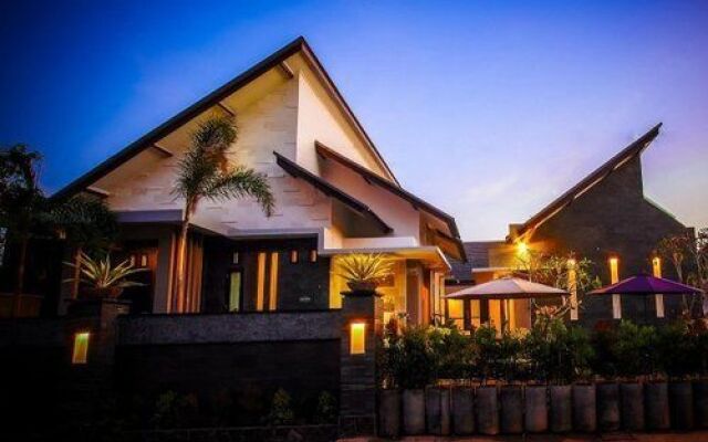 Arabella Bali