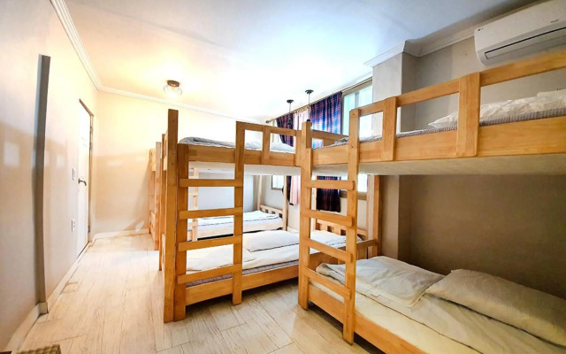 Pohang Youngildae Guesthouse Hostel