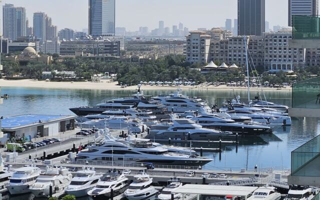 Vacay Lettings - Beach Vista  Beachfront